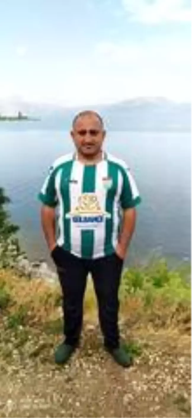Kırşehir Belediyespor Neşet Ertaş Taraftar Gurup Lideri Amigo Halil,