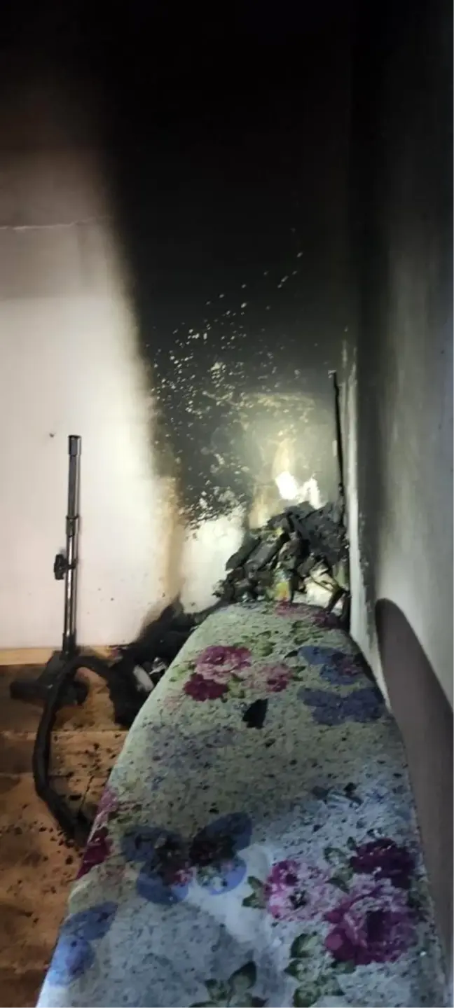 Hatay'ın Arsuz ilçesinde mesken yangını çıktı