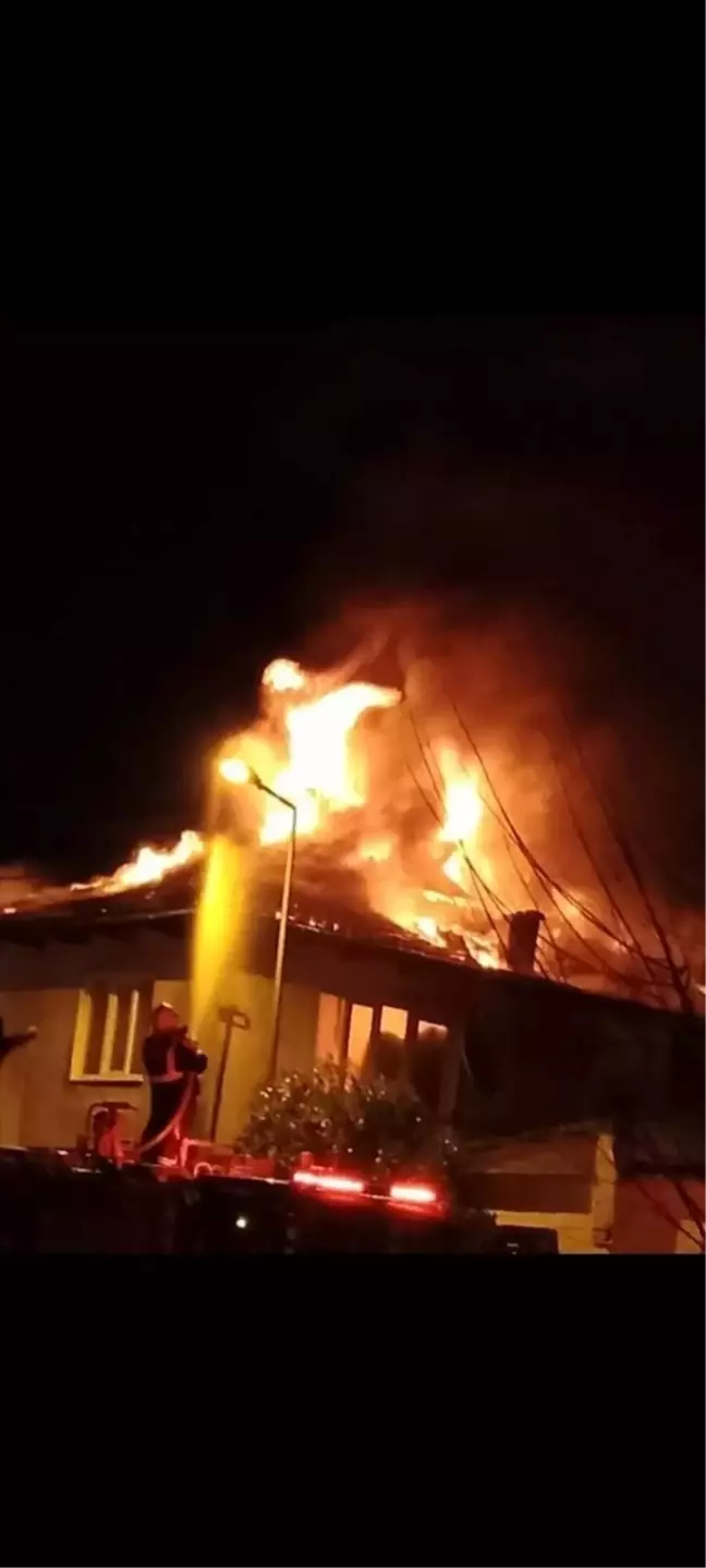 Aydın'ın Köşk ilçesinde evde çıkan yangın söndürüldü