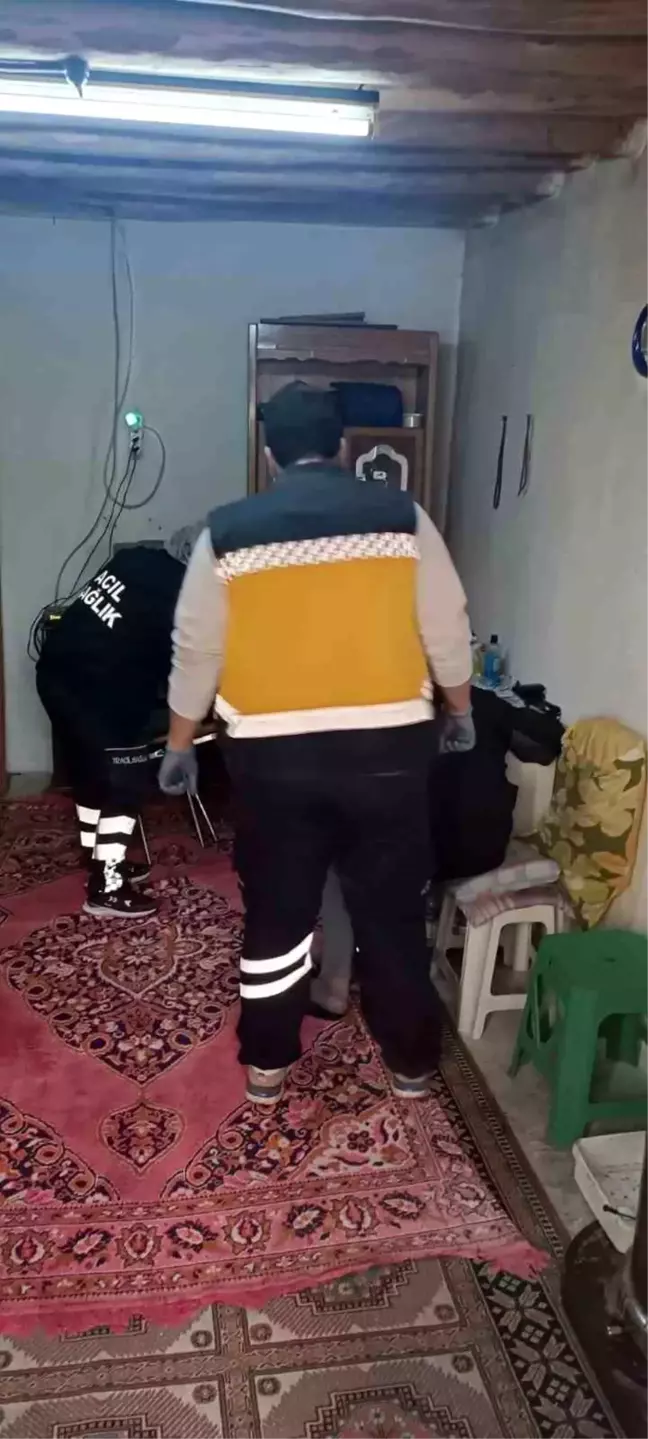 Niğde'de yalnız yaşayan yaşlı adam evinde ölü bulundu
