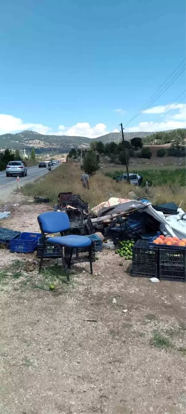 Muğla'da otomobil manava daldı: 1 ölü, 2 yaralı