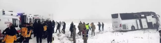 Sarıkamış'ta zincirleme kaza: 2 kişi hayatını kaybetti