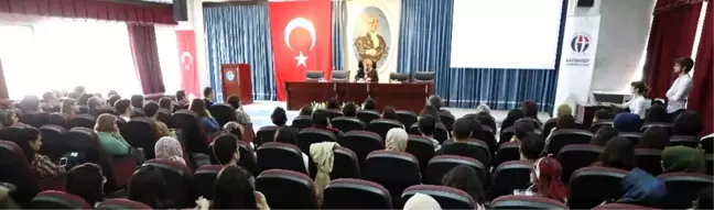 Prof. Dr. Yağcıoğlu GAÜN'lü öğrencilerle bir araya geldi