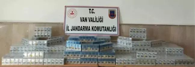 Van'da Kaçakçılıkla Mücadele: 26 Cep Telefonu ve 11 Bin 972 Paket Sigara Ele Geçirildi