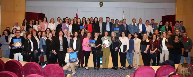ESOGÜ Hastanesi'nden Emekli Personel için Tören Düzenlendi