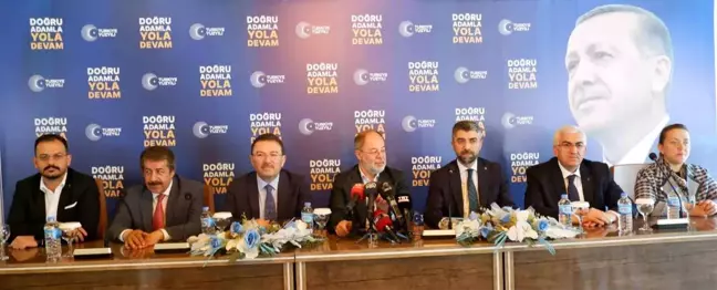 Ak Parti Erzurum'da seçim sonucunu değerlendirdi