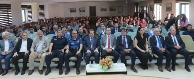 Amasya'da Etik Kültürü Semineri Düzenlendi