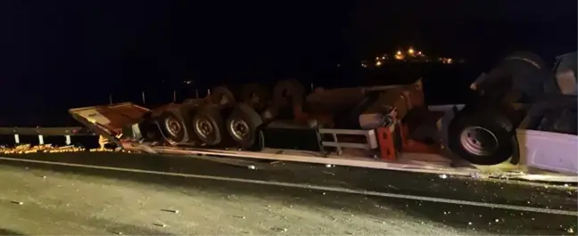 Isparta'da refüje çarpan tır yan yattı: 1 ölü