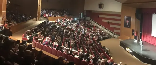 Bekir Develi Gençlerle Buluştu