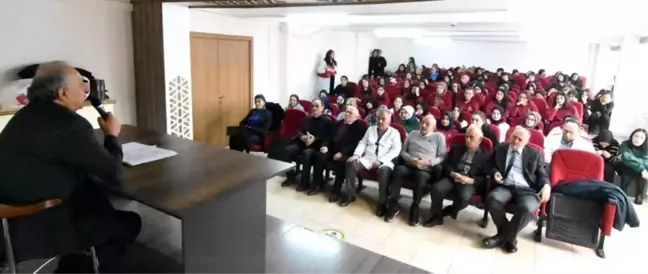 ER-VAK, orta dereceli okullarda eğitime kitaplı destek sağlıyor