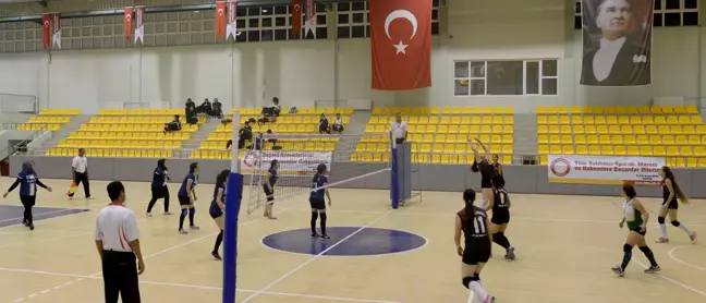 Üniversiteler Arası Voleybol 2. Lig Müsabakaları