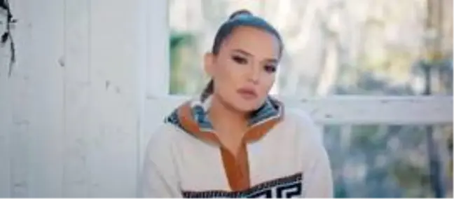 Demet Akalın 'Kahır' şarkı sözleri nelerdir? Demet Akalın'ın yeni şarkısı nedir? Sözleri nelerdir? Şarkı hakkında bilgiler!