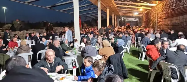 Erdem Karakoç, Topkapı Suriçi Sosyal Tesisleri'nde İftar Verdi