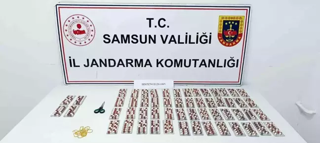 Samsun'da 784 Uyuşturucu Hapla 2 Kişi Gözaltına Alındı