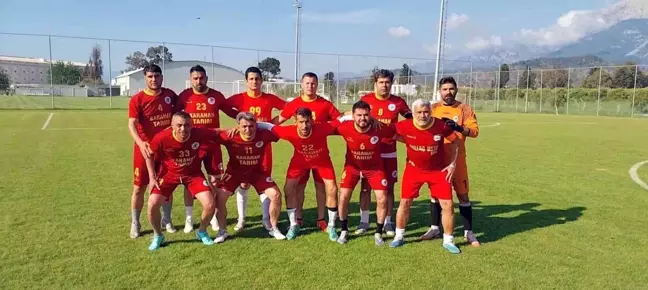 Derik Masterlerspor 40 Yaş Üstü Futbol Turnuvasında Şampiyon Oldu