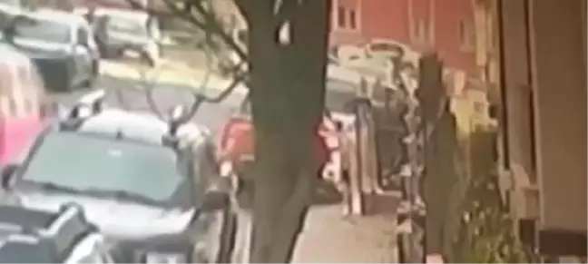 Son dakika haberi: Ümraniye'de istinat duvarının çöktüğü anlar kamerada