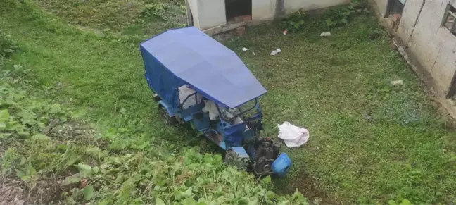 Son dakika haber... Zonguldak'ta devrilen tarım aracının sürücüsü hayatını kaybetti