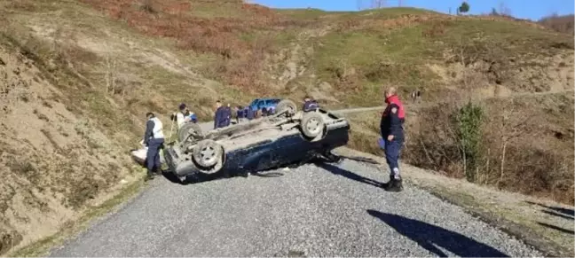 Zonguldak'ta Otomobil Takla Attı: 1 Ölü, 2 Yaralı