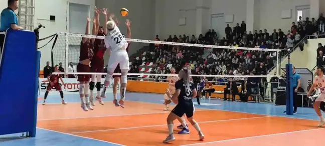 AXA Sigorta Efeler Ligi'nde Galatasaray HDI Sigorta, TÜRŞAD'ı 3-1 yendi