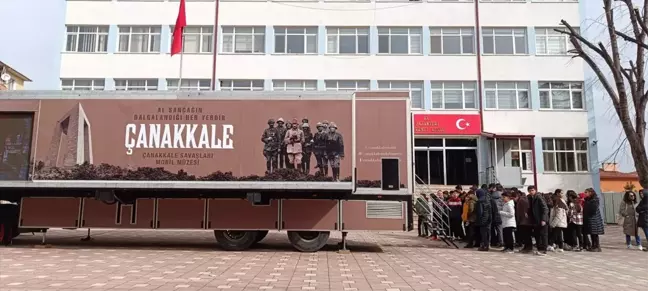 Çanakkale Savaşları Mobil Müze Tırı Bilecik'te Ziyaretçilerle Buluştu