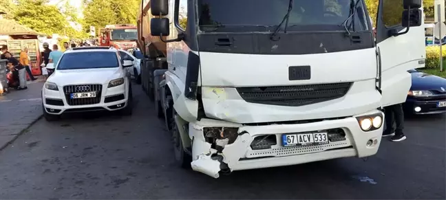 Zonguldak'ta kamyonun çarptığı takside 1 ölü, 4 yaralı