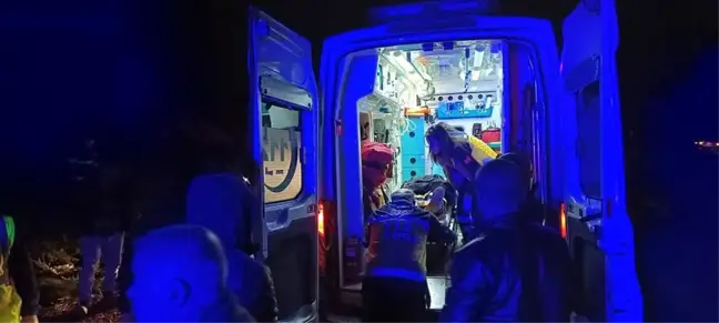 Adıyaman'da Takla Atan Otomobilde 3 Yaralı