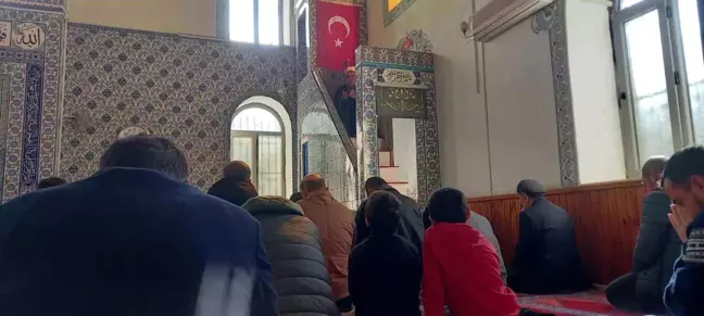 Cuma hutbesinde 'İslam'da cenaze ve taziye' konusu anlatıldı