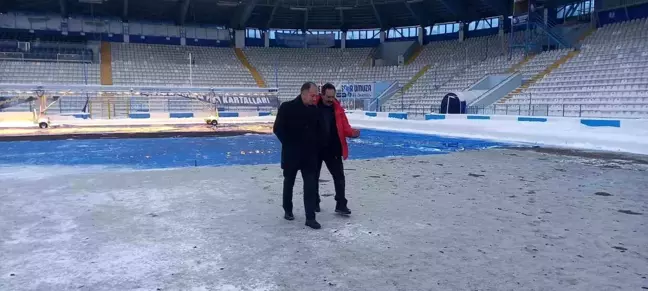 Erzurum'da Kazım Karabekir Stadı Kış Şartlarına Hazırlanıyor