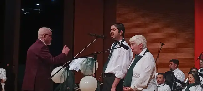 Bursa'da Anneler Günü ve Engelliler İçin İki Özel Konser Düzenlendi