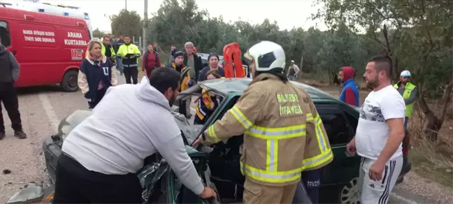 Erdek'te Trafik Kazası: İki Yaralı