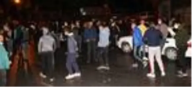 Grup Yorum üyesi Gökçek'in cenazesi Kayseri'ye getirildi, mahalleli sokağa döküldü