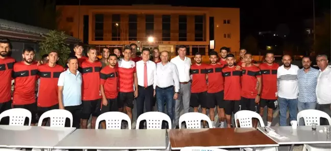 Kumluca'nın takımına moral yemeği