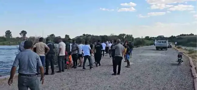 Gaziantep'te Fırat Nehri'nde Kaybolan Çocuk Aranıyor