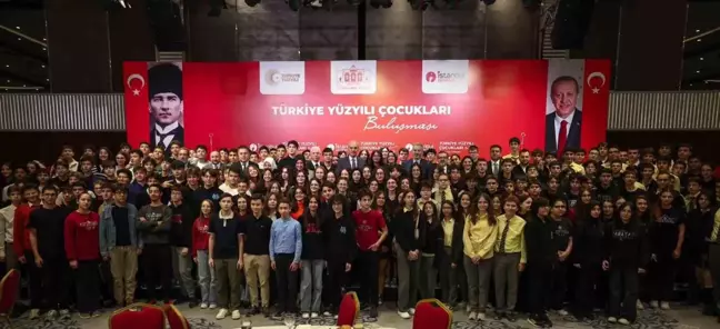 TBMM Başkanı Kurtulmuş'dan LGS Başarılı Öğrencilere Mesajlar