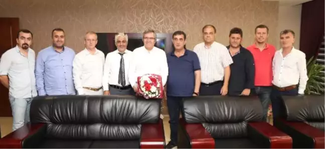 Bandırmaspor Yönetimi Belediye Başkanı Dursun Mirza'yı Ziyaret Etti
