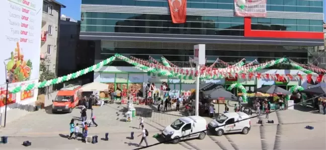 Onur Market'in Bursa'daki 65'inci Mağazası Açıldı