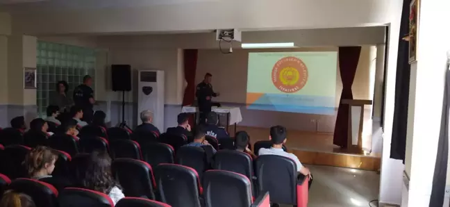 Gölmarmaralı Gençler İtfaiyeyi Yakından Tanıdı