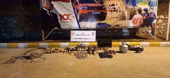 Bozüyük'te Evden Hırsızlık Yapan Zanlı Yakalandı
