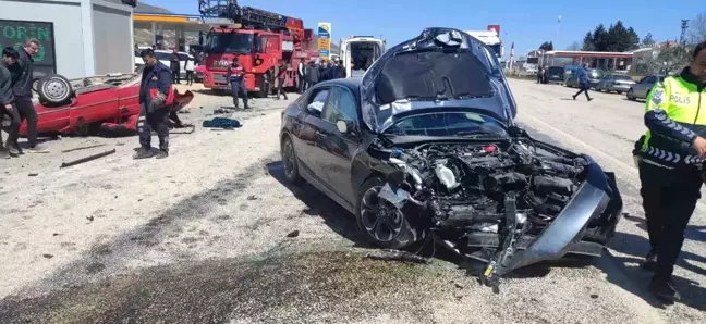 Adıyaman'da Otomobil Kazası: 1 Çocuk Hayatını Kaybetti, 6 Kişi Yaralandı