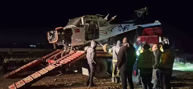 Denizli'de Zorunlu İniş Yapan Eğitim Uçağı Enkazı Isparta'ya Gönderildi