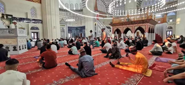 Türkiye'den Kırgız-Tacik sınırındaki çatışmalarda zarar görenlere insani yardım