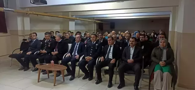 Elazığ'da Şehitleri Anma Günü ve Çanakkale Zaferi Töreni