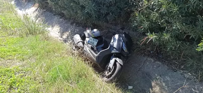 Bursa'da Motosiklet Kanalına Düştü, Yaralı Kurtarıldı