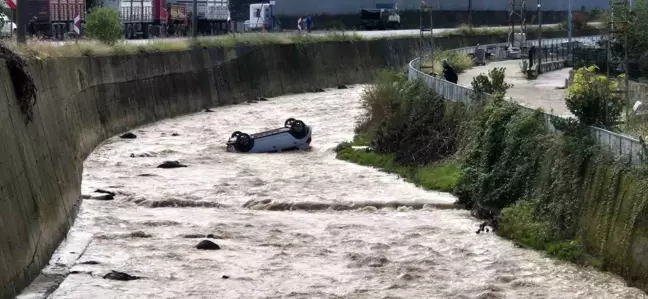 Trabzon'da Trafik Kazası: İki Yaralı