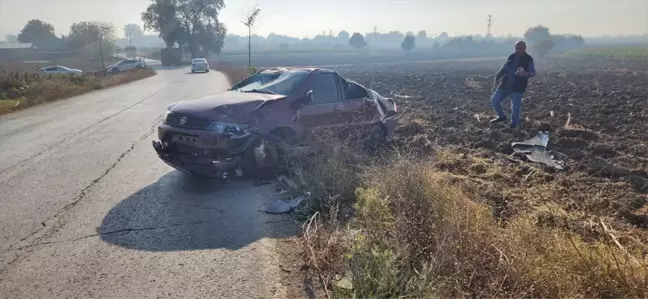 Bursa'da Otomobil Devrildi: 1 Yaralı