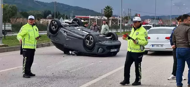 Muğla'da İki Araç Trafik Kazasına Karıştı