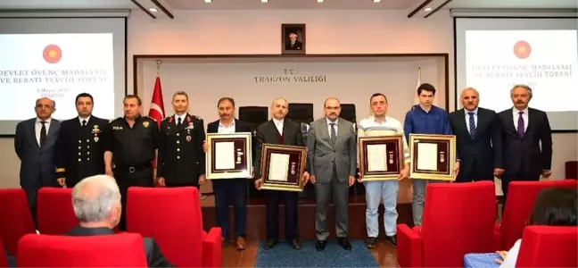 Trabzon'da Şehit Aileleri ve Gazilere Devlet Övünç Madalyası Verildi