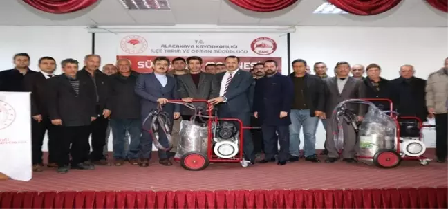 Elazığ'da Üreticilere Süt Sağma Makinesi Dağıtıldı