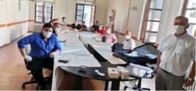 Müteahhit ve emlakçılar mülakata katıldı