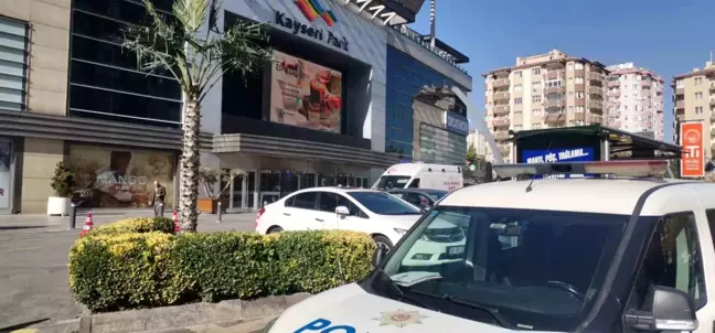 Kayseri Park AVM'de Mescitte Ölü Bulundu